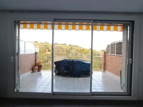 Ventanal corredero visto desde el interior
